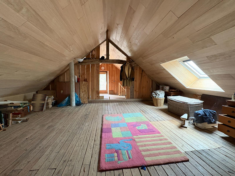 Maison - 209 m² - 6 pièces