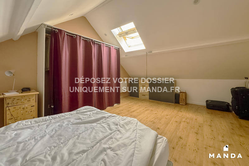 Chambre - 9 m² - 5 pièces