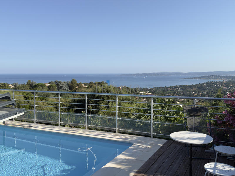 Maison - 91 m² - 5 pièces