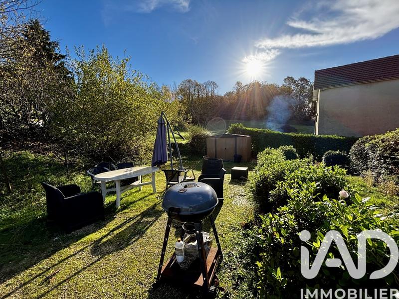 Maison - 230 m² - 11 pièces