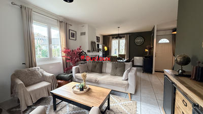 Maison - 83 m² - 3 pièces