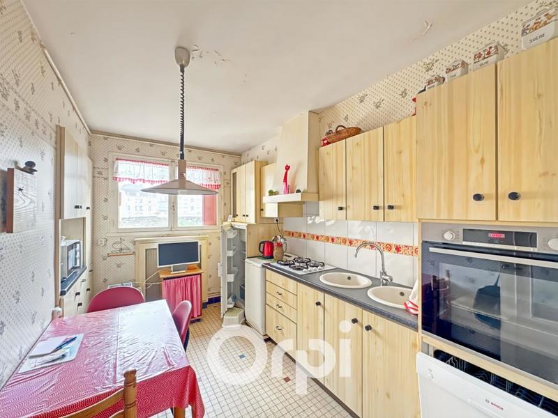 Appartement - 80 m² - 4 pièces