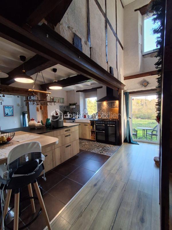 Maison ancienne - 222 m² - 7 pièces