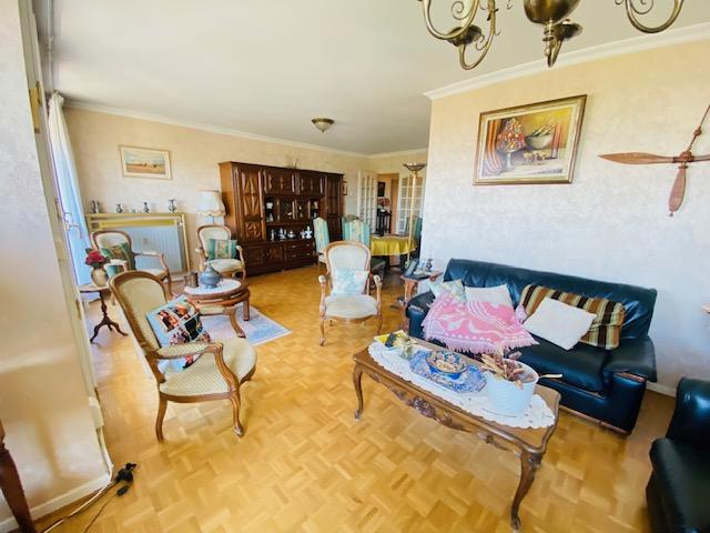 Appartement - 130 m² - 6 pièces