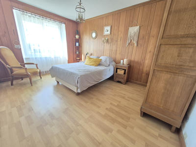 Maison - 160 m² - 9 pièces