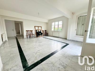 Maison - 111 m² - 5 pièces