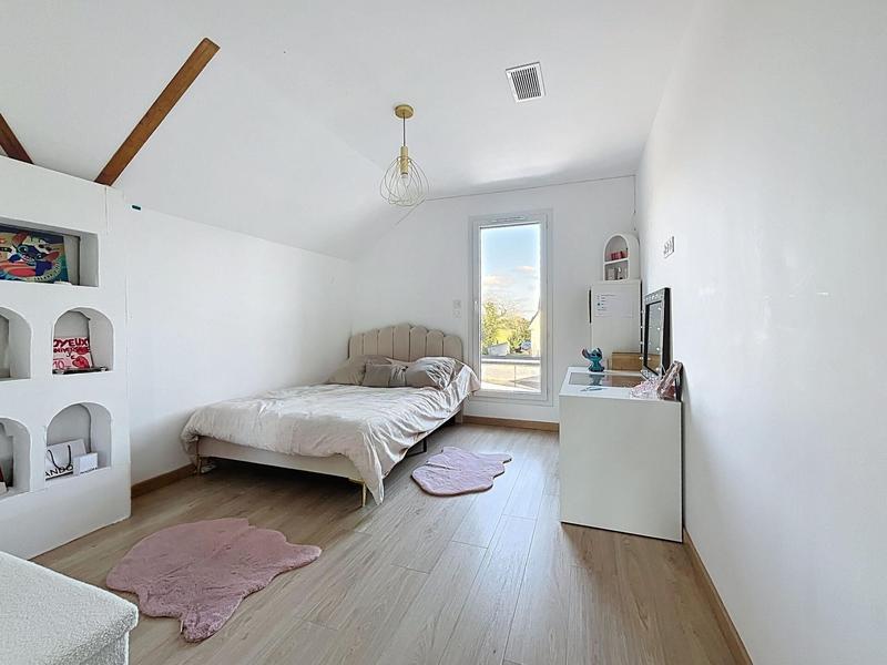 Maison - 182 m² - 6 pièces