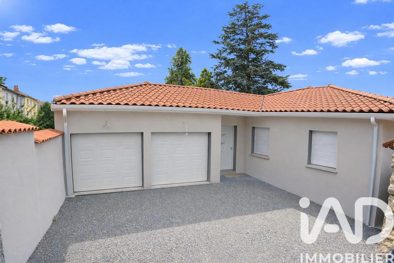 Maison - 104 m² - 4 pièces