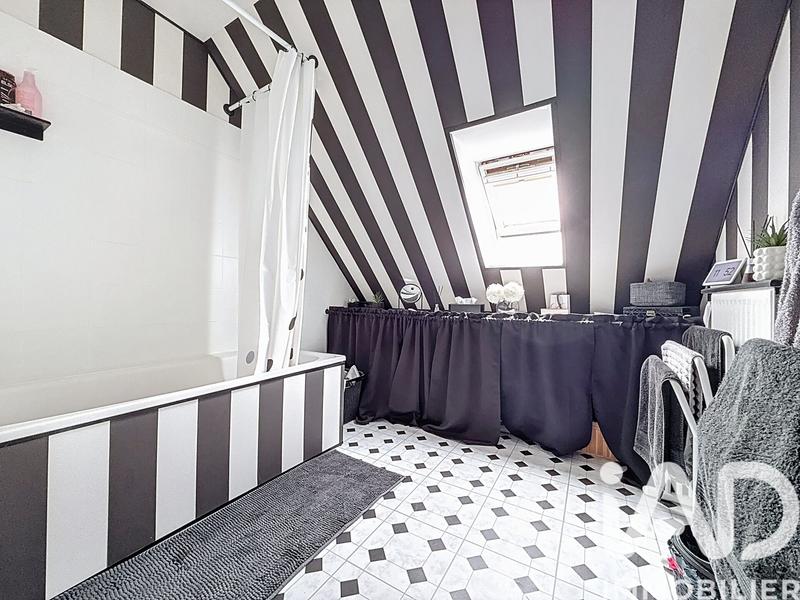 Maison - 74 m² - 4 pièces