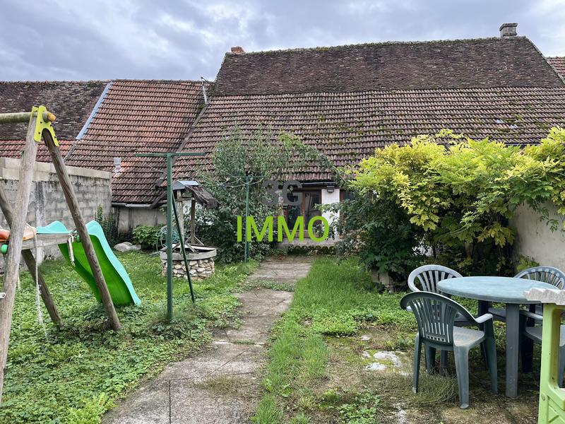 Maison de village - 130 m² - 6 pièces