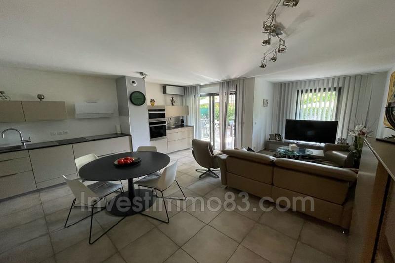 Appartement - 87 m² - 4 pièces