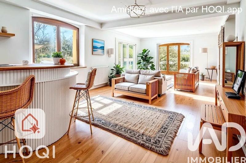 Maison - 270 m² - 10 pièces