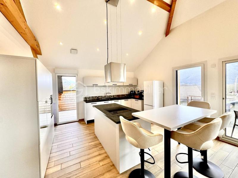 Duplex - 97 m² - 4 pièces