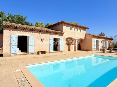 Villa - 153 m² - 6 pièces