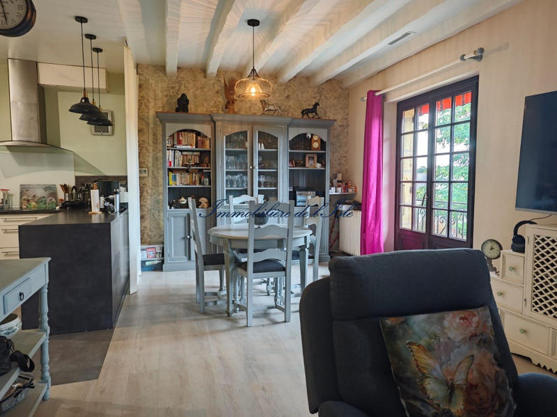 Maison - 129 m² - 6 pièces