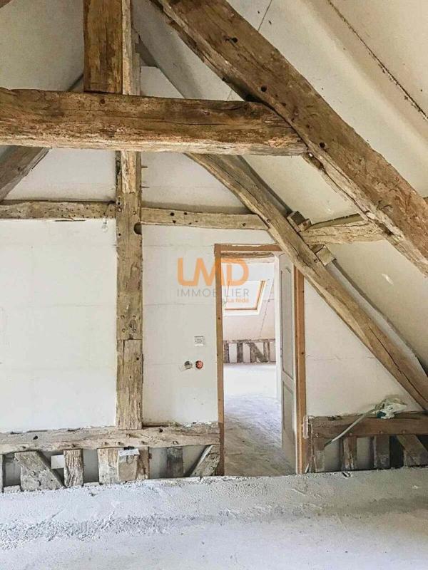 Propriété - 234 m² - 9 pièces