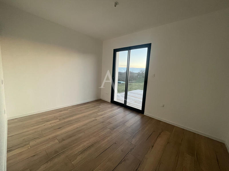 Maison - 112 m² - 5 pièces