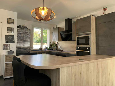 Maison - 89 m² - 4 pièces