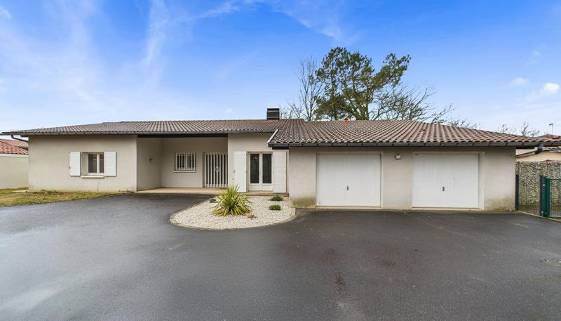 Maison - 180 m² - 6 pièces