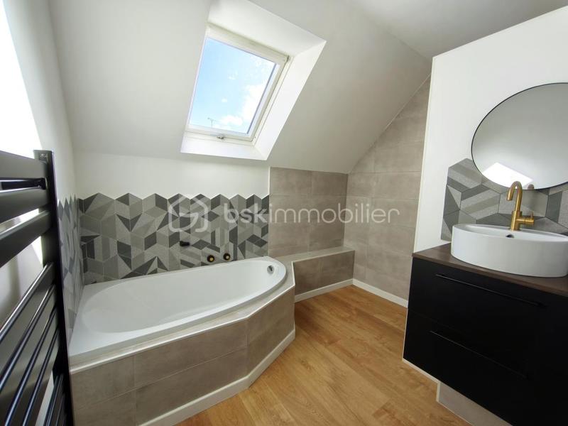 Maison - 132 m² - 7 pièces