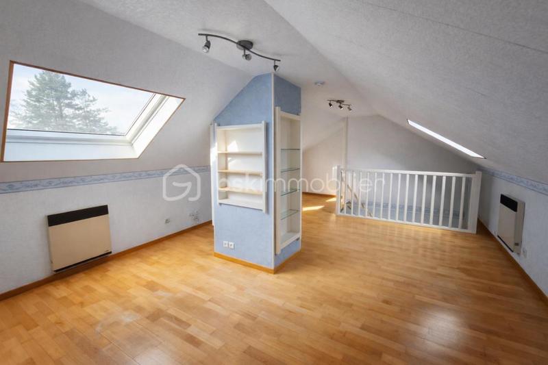 Maison - 103 m² - 5 pièces
