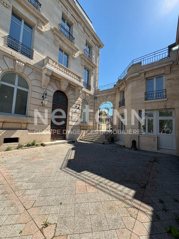 Appartement - 121 m² - 4 pièces