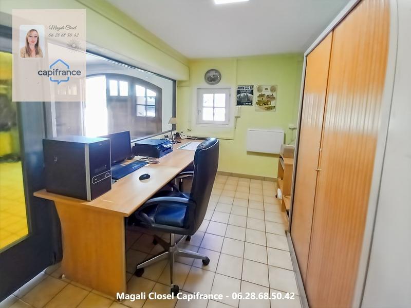 Maison - 216 m² - 9 pièces