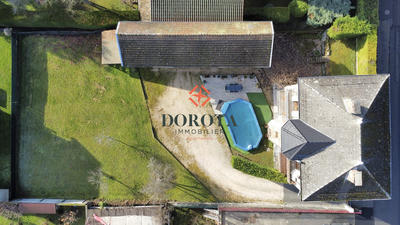 Maison - 300 m² - 6 pièces