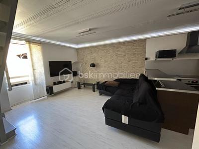 Appartement - 88 m² - 5 pièces