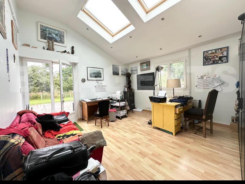 Maison - 314 m² - 11 pièces