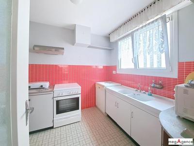 Maison traditionnelle - 135 m² - 5 pièces