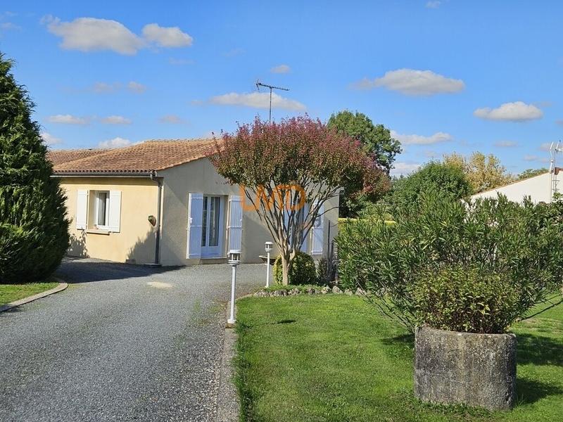 Maison - 140 m² - 5 pièces