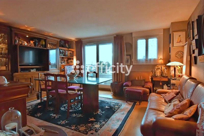 Appartement - 80 m² - 4 pièces
