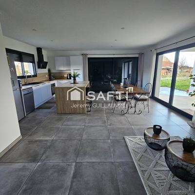 Maison - 156 m² - 6 pièces