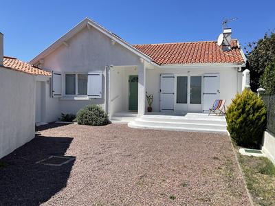 Maison - 121 m² - 6 pièces