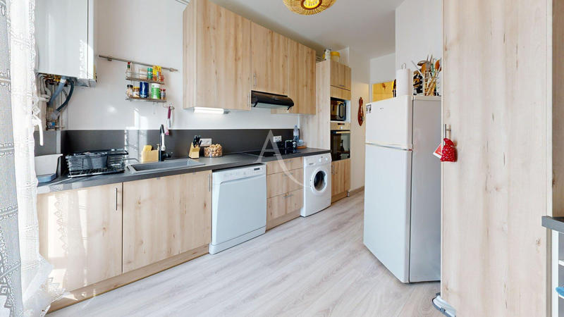 Appartement - 61 m² - 3 pièces