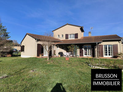 Maison - 140 m² - 6 pièces