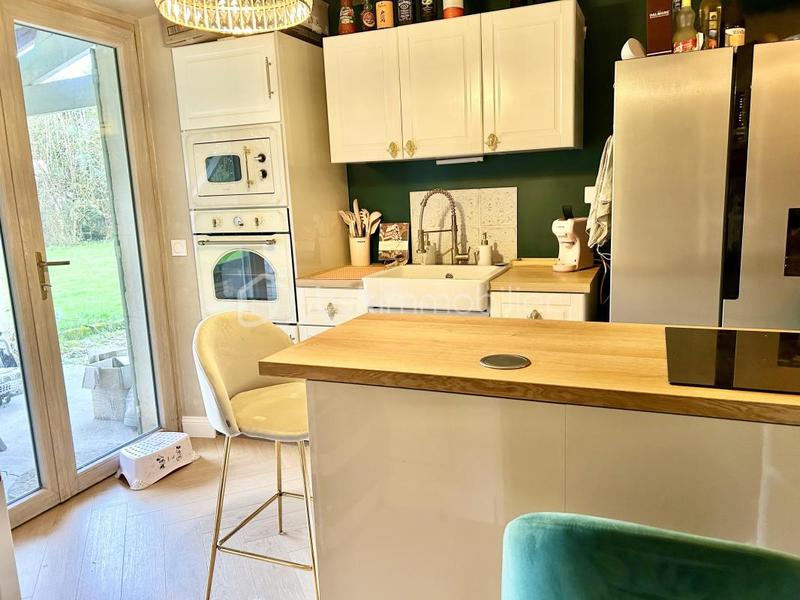 Maison - 150 m² - 8 pièces