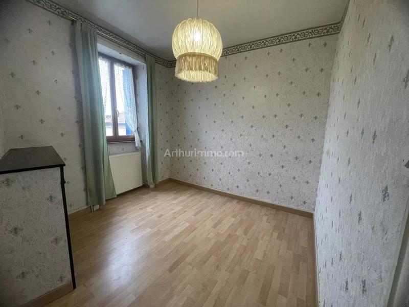 Maison - 220 m² - 12 pièces
