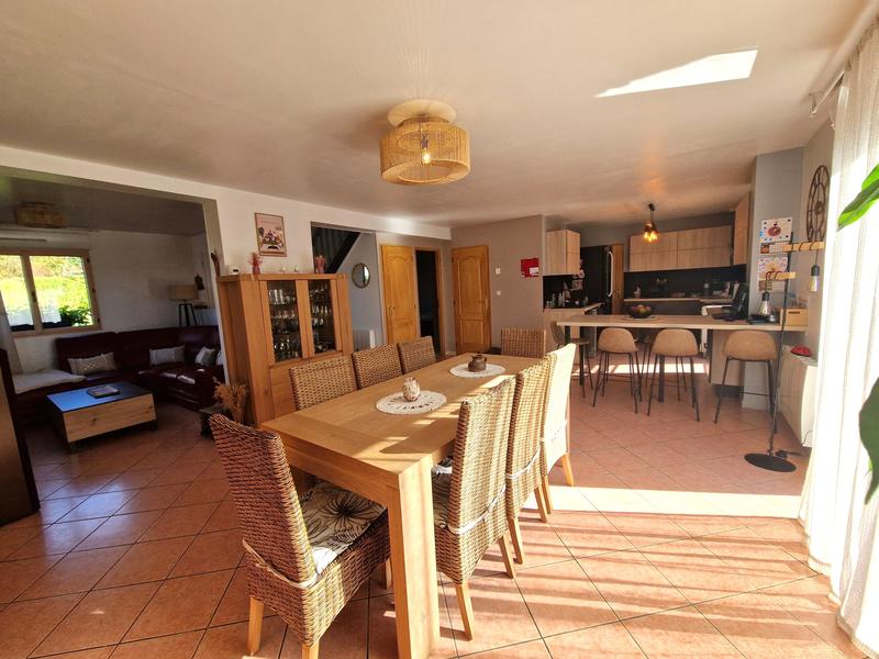 Maison - 148 m² - 6 pièces