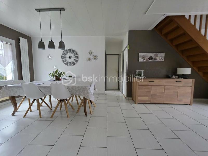 Pavillon - 130 m² - 6 pièces