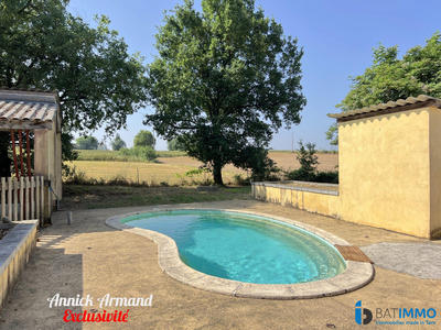 Maison - 211 m² - 9 pièces