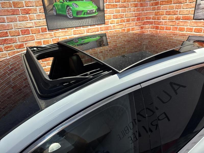 Porsche Panamera 4s 462 cv