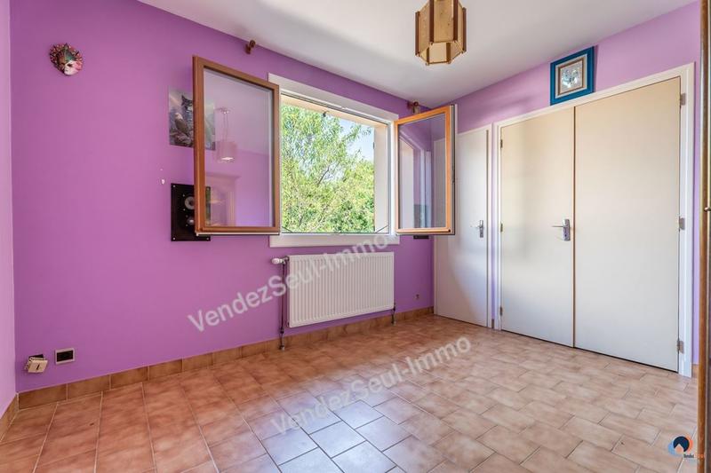 Maison traditionnelle - 246 m² - 4 pièces