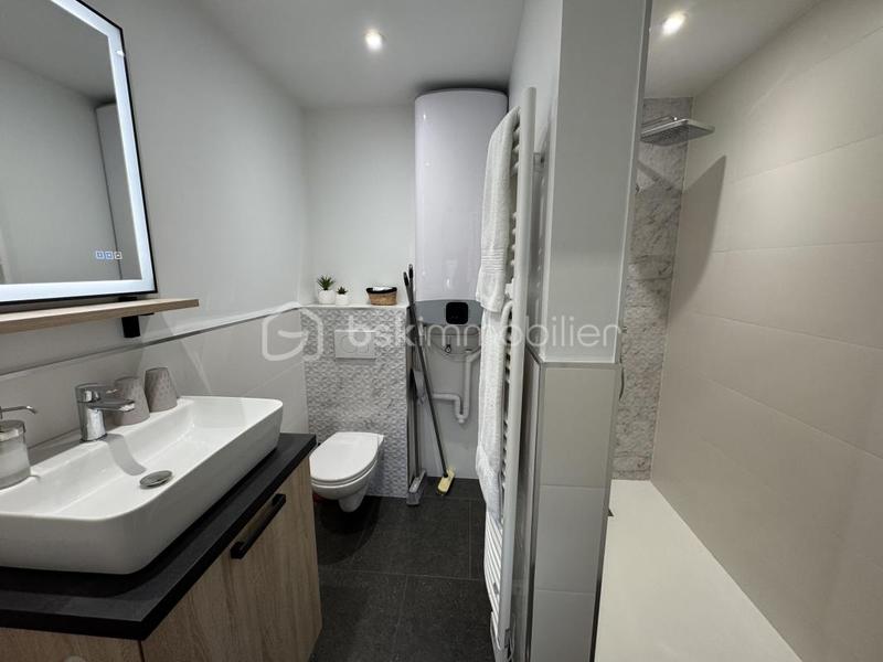 Maison - 160 m² - 8 pièces