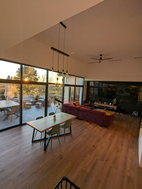 Maison - 258 m² - 6 pièces