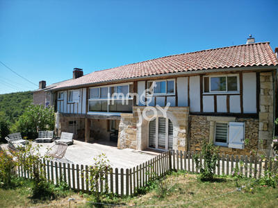 Maison - 175 m² - 5 pièces