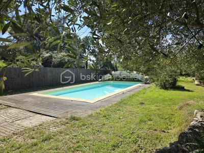 Maison - 170 m² - 6 pièces