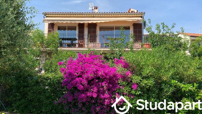 Chambre - 17 m² - 1 pièce