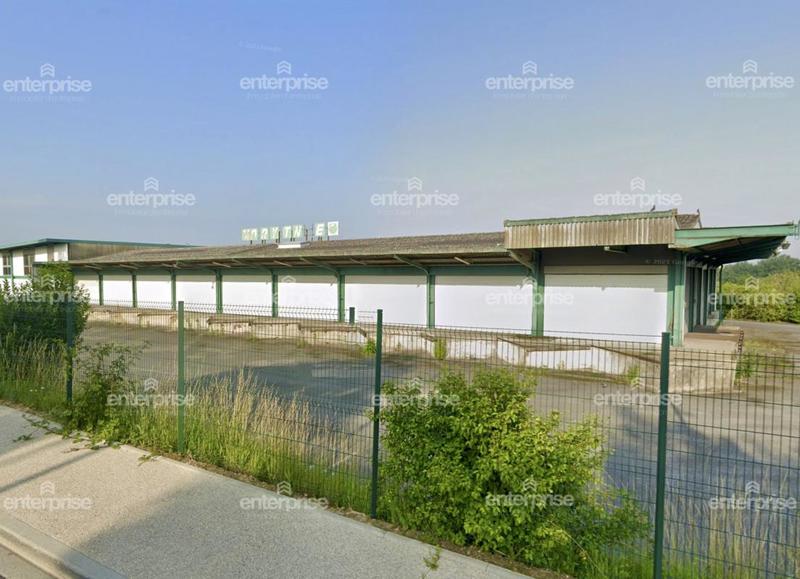 Entrepôt - 3 529 m²